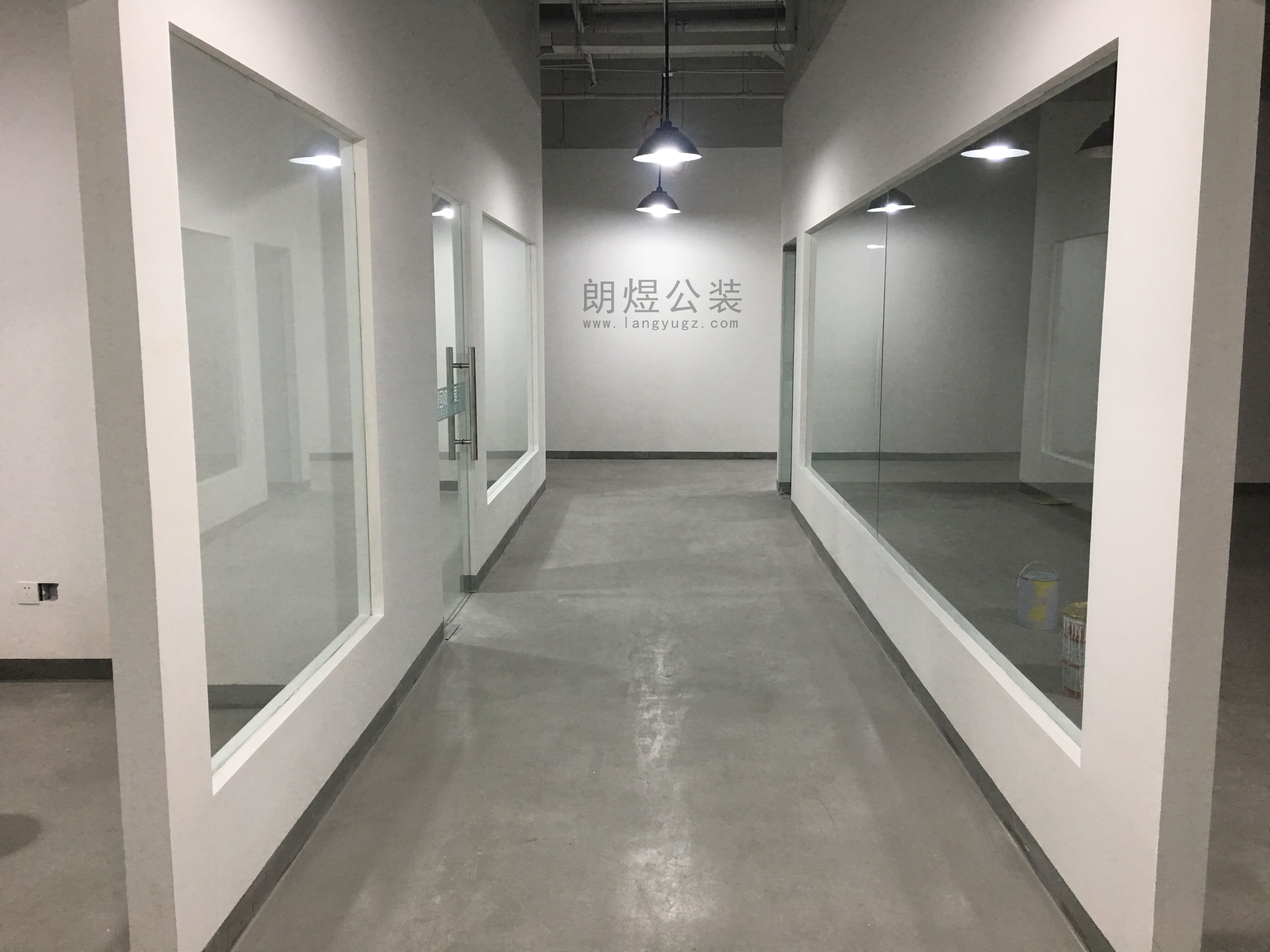 愛(ài)回收辦公室過(guò)道完工照片