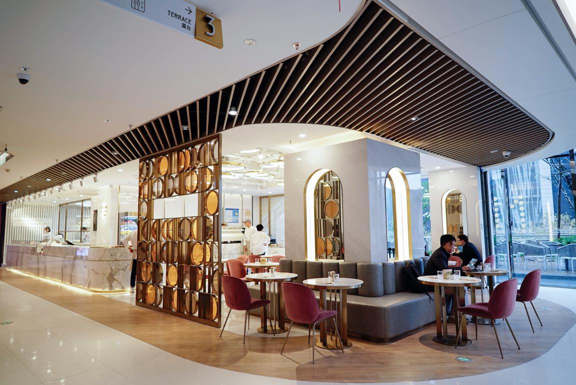 國(guó)外商場(chǎng)面包店外立面效果圖