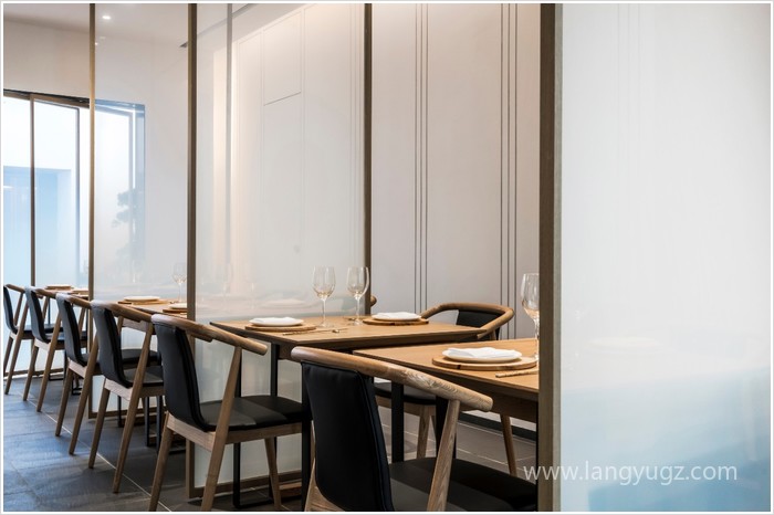 飯店裝修設計需要保留副煙道