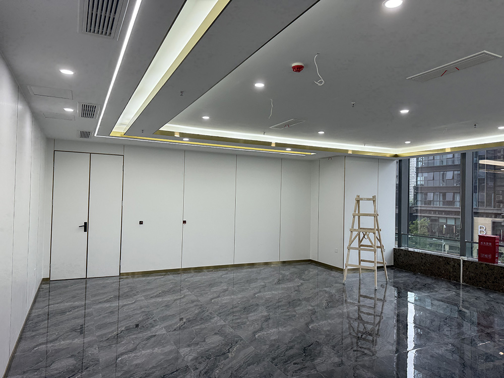 成都錦江區(qū)環(huán)球都匯廣場(chǎng)辦公室裝修