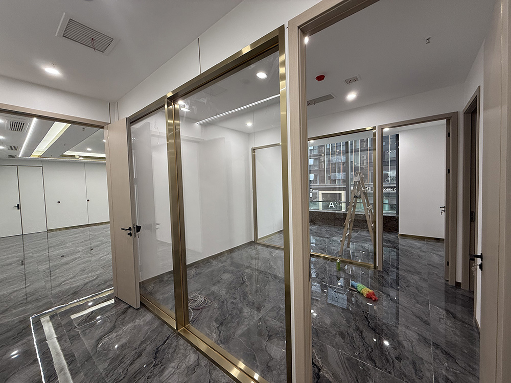 成都錦江區(qū)環(huán)球都匯廣場(chǎng)辦公室裝修