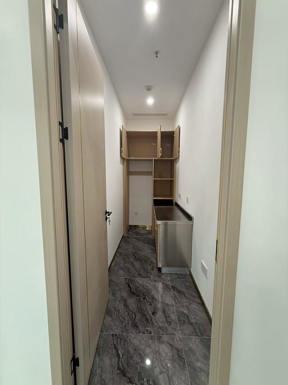 成都錦江區(qū)環(huán)球都匯廣場(chǎng)辦公室裝修